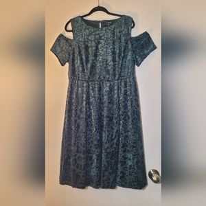 NWT torrid velvet dress cold shoulder